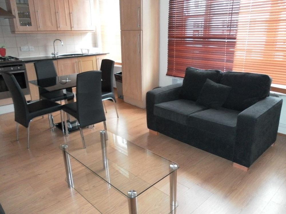 Access Earls Court Daire Londra Dış mekan fotoğraf
